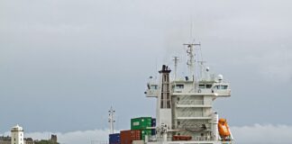 Czym się różni metoda od feedera?